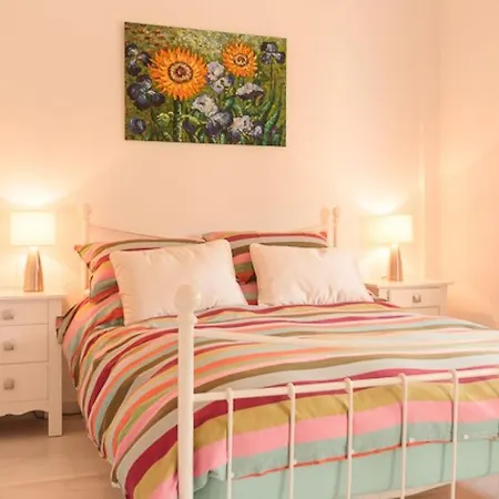 El Paso 12 Menyber Nyaraló *